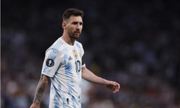 没想到，因一张“挺胸照”走红的张豆豆，10年后成为了孙杨的依靠